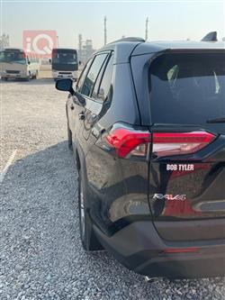 تۆیۆتا ڕاڤ 4